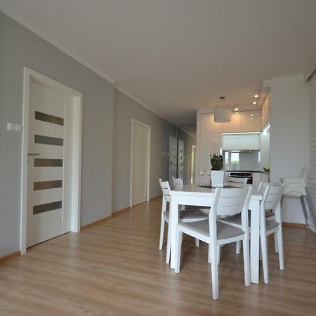 Grand De Luxe Solna Apartment โควอบเซก ภายนอก รูปภาพ