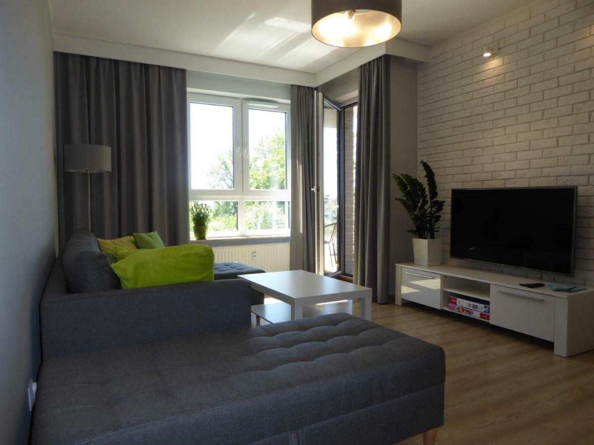 Grand De Luxe Solna Apartment โควอบเซก ภายนอก รูปภาพ